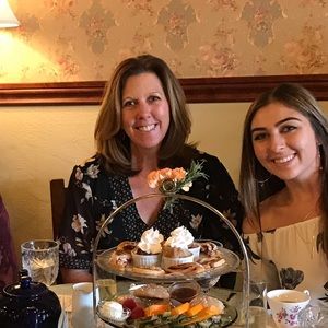 Meet your Posher, Kelly